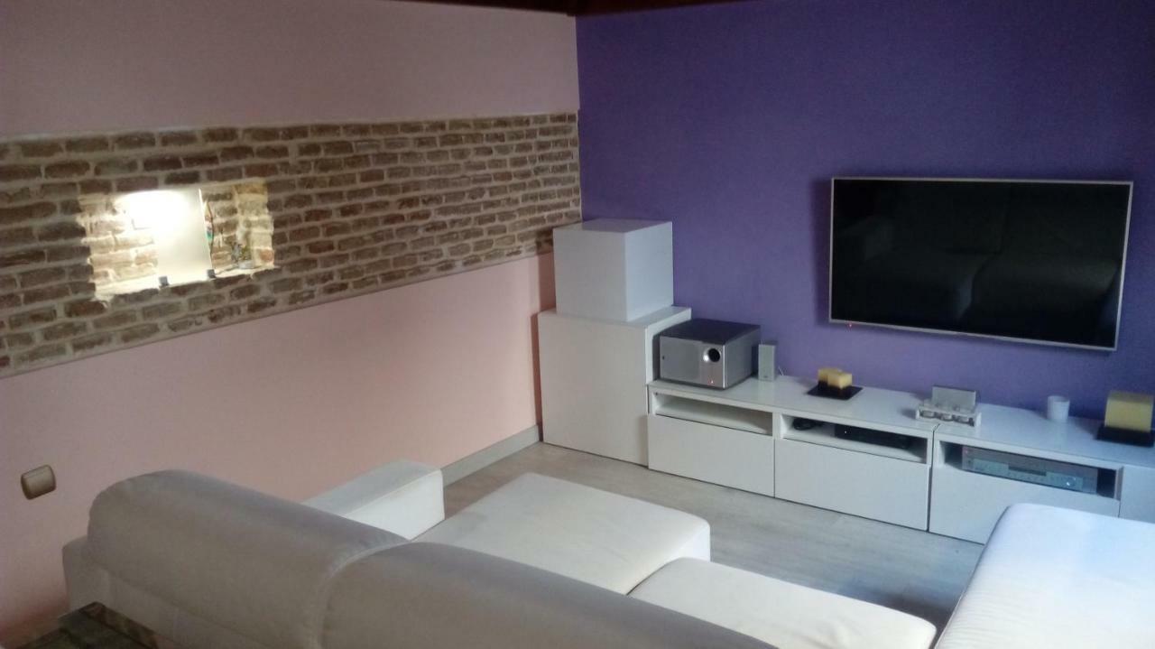 Cosy Double Room + Private Bathroom Sevilla Center Buitenkant foto